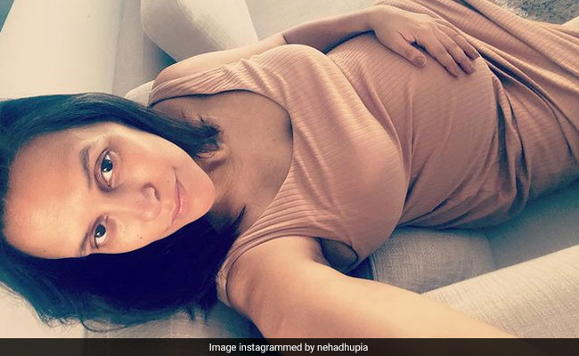 अपनी प्रेग्‍नेंसी टाइम में कैसे रहें हर पल एक्टिव, एक्ट्रेस नेहा धूपिया से जानें रूटीन टिप्स