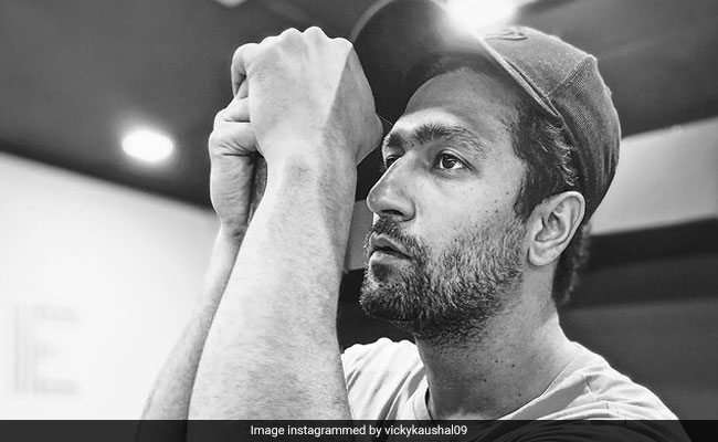 After Ajay Devgn, Vicky Kaushal To Test His Survival Instincts With Bear Grylls On <i>Into The Wild</i>. Guess The Destination