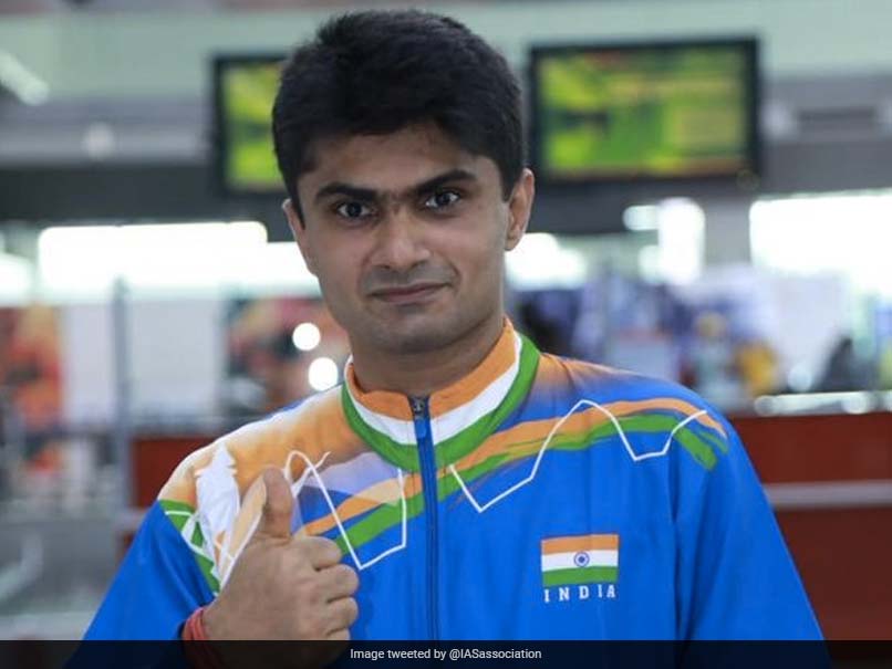 टोक्यो पैरालंपिक्स : नोएडा डीएम सुहास एल यतिराज ने बैडमिंटन फाइनल में सिल्वर मेडल जीता
