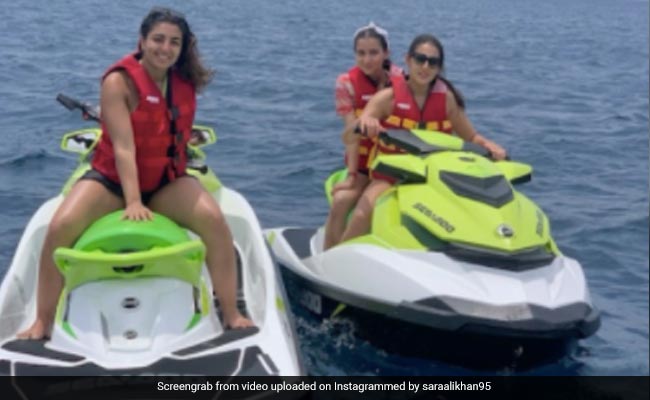 Queen Of Captions, Sara Ali Khan Strikes Back With A "Salty" One