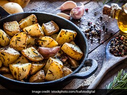 Love Potatoes? This UK Restaurant Is Hiring Tasters To Review "Good Roast Potato"