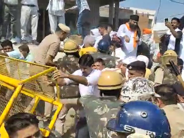 Farmers, Cops Clash Yet Again In Haryana, Barricades Knocked Down
