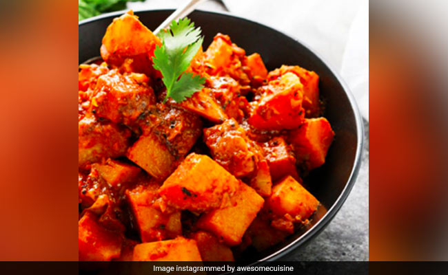 Aloo Vindaloo - Enjoy The Taste Of Goa At Home With This Spicy Curry
