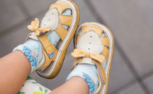 Let These Gorgeous Sandals For Girls Become The Stars Of Her Footwear Closet