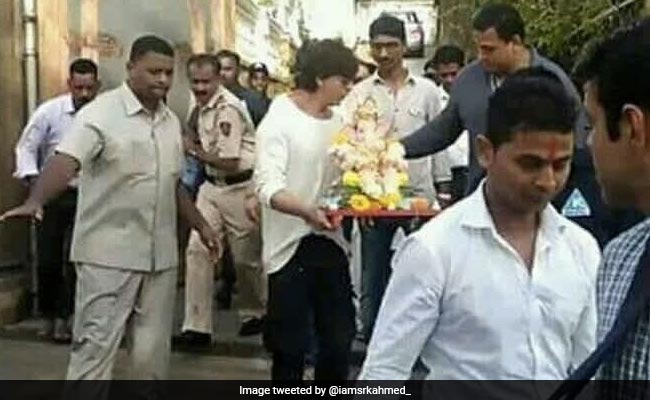 Ganesh Chaturthi 2021: Here's What Shah Rukh Khan Posted