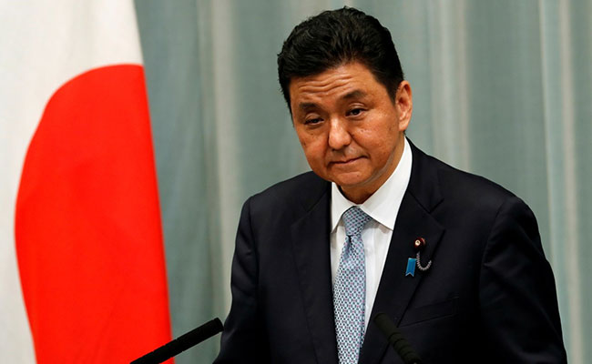 Suspected Chinese Submarine Spotted Near Territorial Waters: Japan