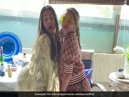 Malaika Arora And Sister Amrita's Dance Was Going Smoothly Until... Malaika Arora And Sister Amrita's Dance Was Going Smoothly Until...