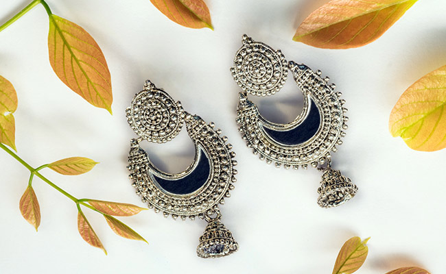 Make Your Little Girl Look Her Fashionable Best With These Beautiful Earrings