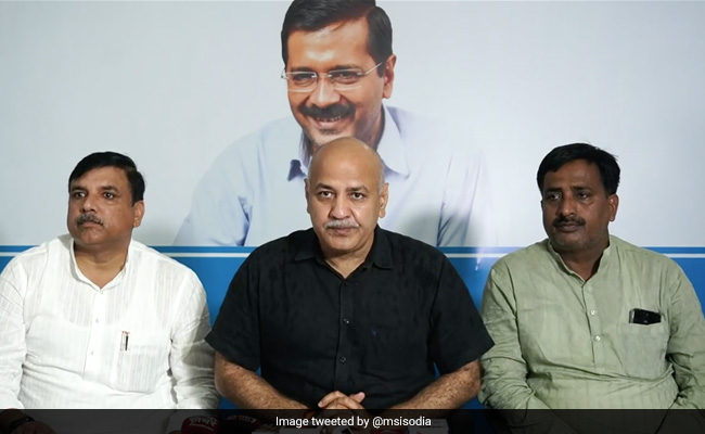 AAP Promises 300 Units Of Free Electricity, 24X7 Supply If Voted To Power In UP