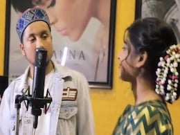 अरुणिता कांजीलाल-पवनदीप राजन का ‘ओ सैयोनी’ गाना रिलीज, यूं करते दिखे प्यार भरी नोंक-झोंक...देखें Video अरुणिता कांजीलाल-पवनदीप राजन का ‘ओ सैयोनी’ गाना रिलीज, यूं करते दिखे प्यार भरी नोंक-झोंक...देखें Video