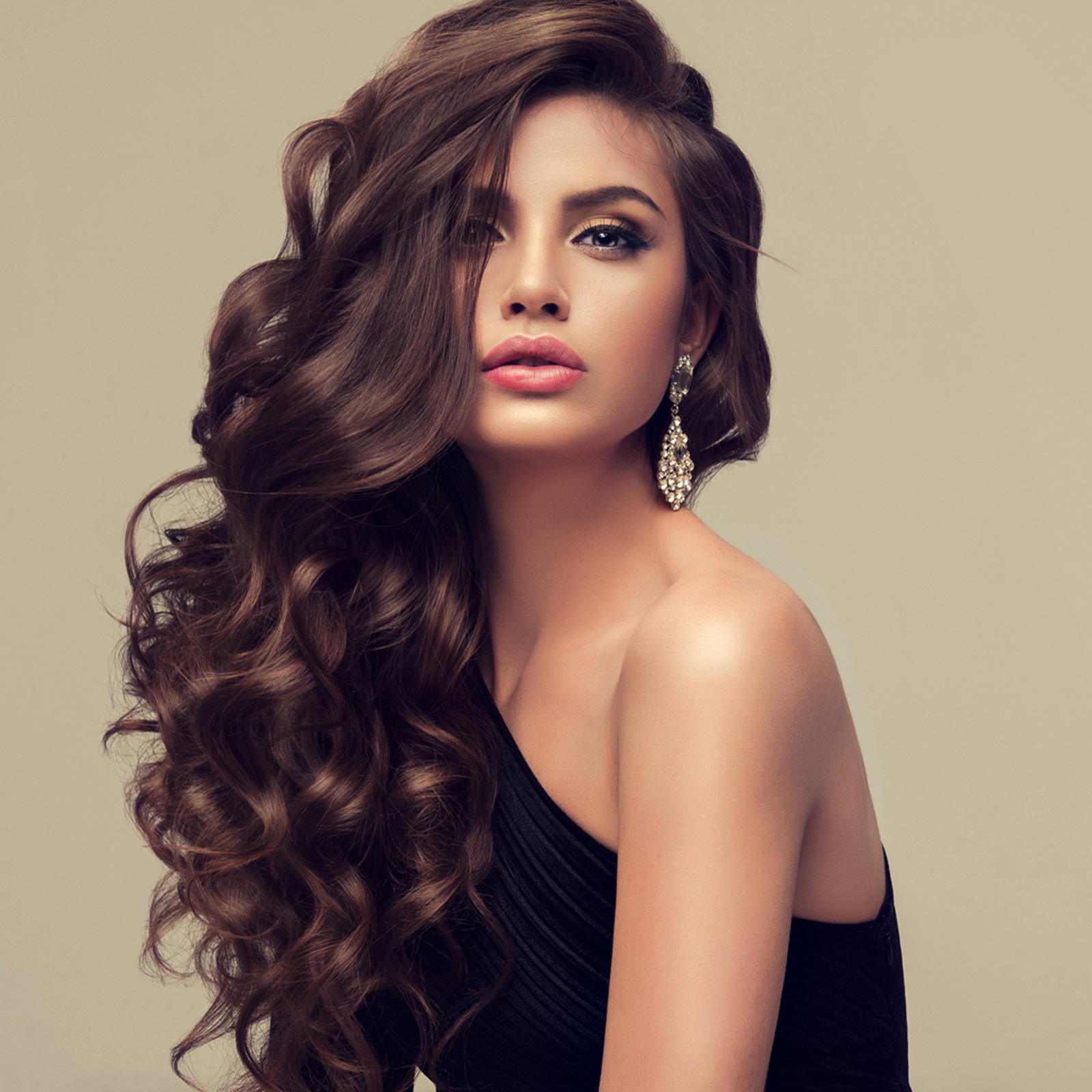 Curly, Wavy या Straight जानिए आपके हेयर टाइप के पीछे छिपी है कैसी पर्सनालिटी