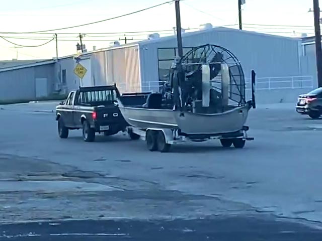 Watch: A "Genius" Hack To Move A Broken Truck