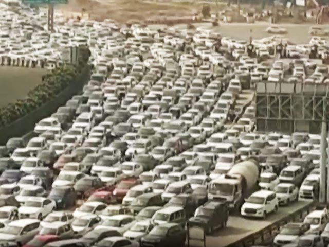 Massive Jam At Delhi Border Amid Farmers' 'Bharat Bandh'