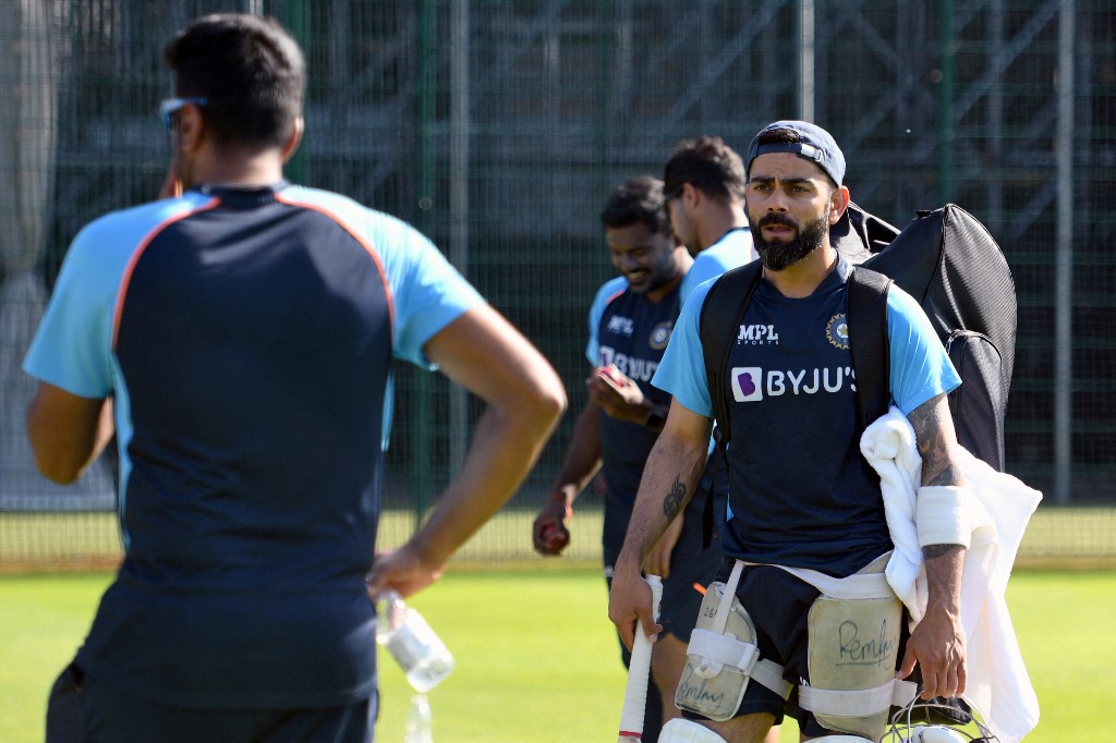 T20 WC: पाकिस्तान के खिलाफ मैच के लिए पार्थिव पटेल ने चुनी भारतीय प्लेइंग XI, 2 अहम खिलाड़ियों को नहीं दी जगह