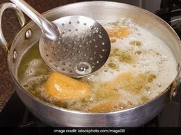 Watch: 5 Quick And Easy Tips To Remember While Deep Frying