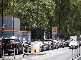Long Queues Outside Fuel Stations In Parts Of Britain Amid Crisis Long Queues Outside Fuel Stations In Parts Of Britain Amid Crisis