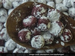 Watch: How To Make Imli Goli At Home - Recipe By Chef Sanjeev Kapoor