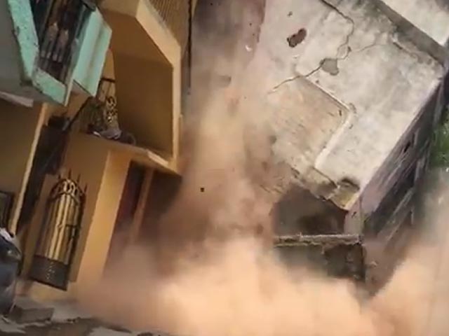 On Camera, Bengaluru Building Comes Crashing Down