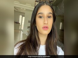 बड़ी होकर मां रवीना टंडन की तरह दिखने लगी हैं रशा थडानी, फैन्स बोले- बॉलीवुड में आपका इंतजार है...देखें Photos बड़ी होकर मां रवीना टंडन की तरह दिखने लगी हैं रशा थडानी, फैन्स बोले- बॉलीवुड में आपका इंतजार है...देखें Photos