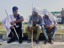 Harrowing Time On Highways, Say Commuters Stuck During <i>Bharat Bandh</i> Harrowing Time On Highways, Say Commuters Stuck During <i>Bharat Bandh</i>