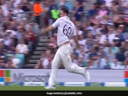 ENG vs IND: फिर से 'अंग्रेज फैन' ने मैदान में की एंट्री, इंग्लैंड बल्लेबाज बेयरस्टो से भिड़ गए, वायरल हुआ  Video ENG vs IND: फिर से 'अंग्रेज फैन' ने मैदान में की एंट्री, इंग्लैंड बल्लेबाज बेयरस्टो से भिड़ गए, वायरल हुआ  Video