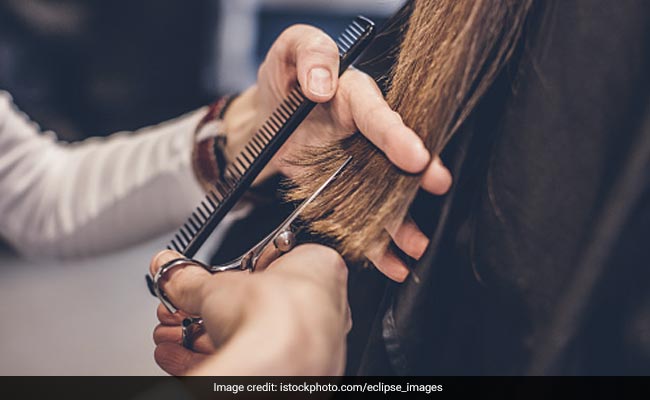 Ban On Women's Beauty Salons In Afghanistan Comes Into Effect: Report