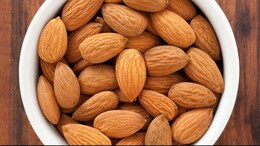7 Health Benefits Of Eating Raw Green Almonds - Expert Suggests