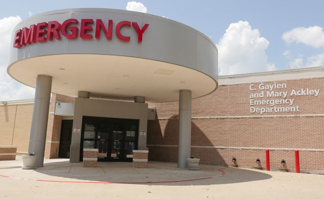 In Covid-Swamped Texas, Patients Die Stranded In Rural Clinics