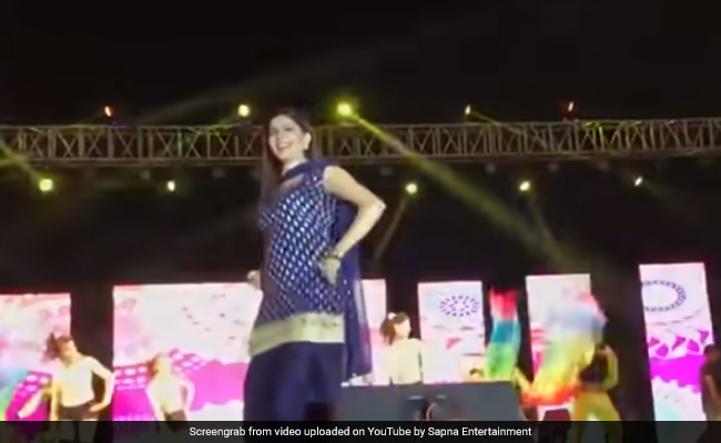 सपना चौधरी ने 'तेरा मेरा मेल मिले' हरियाणवी सॉन्ग पर डांस से मचाया धमाल, वायरल हुआ Video