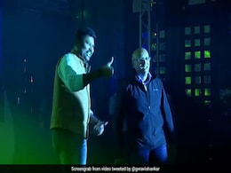 Freshworks CEO Girish Mathrubootham Has All The Right Dance Moves, As A Rajini Fan Should Freshworks CEO Girish Mathrubootham Has All The Right Dance Moves, As A Rajini Fan Should