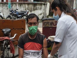 Coronavirus India Updates: भारत में अब तक 86 करोड़ से अधिक लोगों को लगाए जा चुके हैं कोविड-19 के टीके Coronavirus India Updates: भारत में अब तक 86 करोड़ से अधिक लोगों को लगाए जा चुके हैं कोविड-19 के टीके