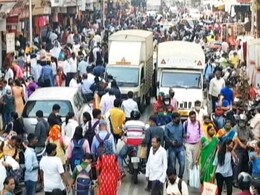 त्योहारी मौसम आ गया, लोगों ने मास्क और सामाजिक दूरी से बना ली 'दूरी'; सर्वे के नतीजे चौंकाने वाले त्योहारी मौसम आ गया, लोगों ने मास्क और सामाजिक दूरी से बना ली 'दूरी'; सर्वे के नतीजे चौंकाने वाले