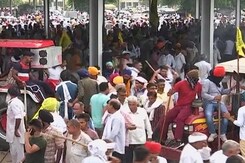 Talks Failed, Farmers March Towards Mini-Secretariat In Haryana Talks Failed, Farmers March Towards Mini-Secretariat In Haryana