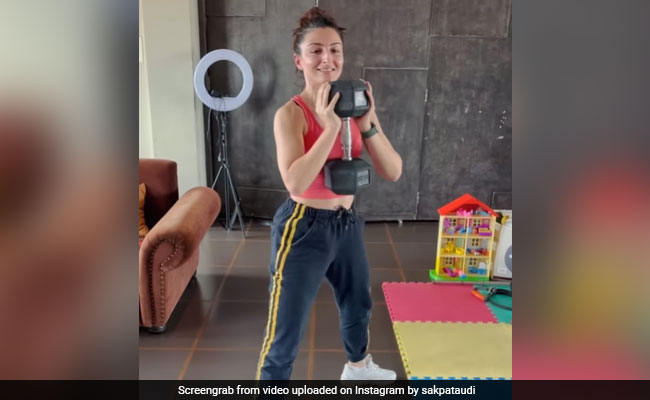 Some Major Work Out Motivation From Soha Ali Khan And Her "Sore" Muscles