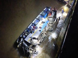 6 Dead After Bus Carrying 21 Passengers Falls Into River In Meghalaya 6 Dead After Bus Carrying 21 Passengers Falls Into River In Meghalaya