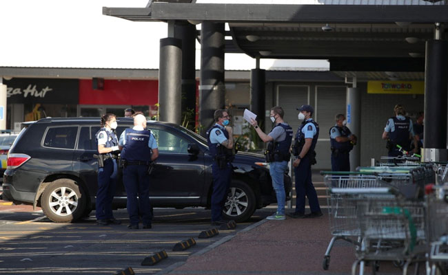 New Zealand Supermarkets Take Knives Off Shelves After "Extremist" Stabbing