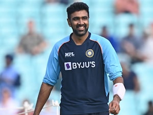 Ashwin Praises Star For Countering Pakistans Usman Tariq With Unique Move