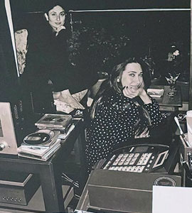 Saif Ali Khan Clicked This Throwback Pic Of Kareena And Karisma