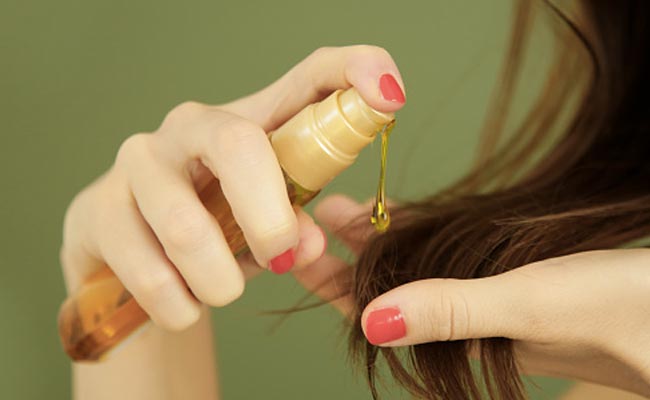 Make sure to apply hair serum to nourish and moisturise your hair