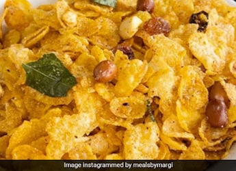 Move Over Fried Namkeen: Try These Roasted Chivda Recipes For Guilt-Free Snacking Move Over Fried Namkeen: Try These Roasted Chivda Recipes For Guilt-Free Snacking