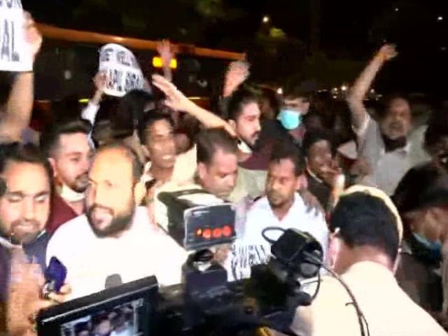 Youth Congress Workers Protest Outside Kapil Sibal's House With "Get Well Soon" Placards