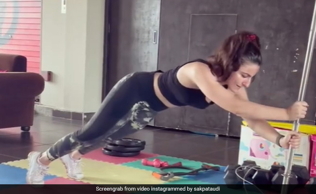 On Soha Ali Khan's Workout Post, Lara Dutta Drops This Comment