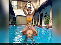 मिलिंद सोमन ने पूल में पत्नी को यूं उठाया कंधे पर, अंकिता बोलीं- विक्रम बेताल की नई जोड़ी... मिलिंद सोमन ने पूल में पत्नी को यूं उठाया कंधे पर, अंकिता बोलीं- विक्रम बेताल की नई जोड़ी...