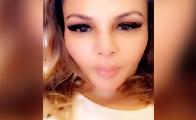 राखी सावंत ने Sidharth Shukla को लेकर किए खुलासे, बोलीं- डॉक्टर ने कहा हार्ट अटैक नहीं था और...देखें Video