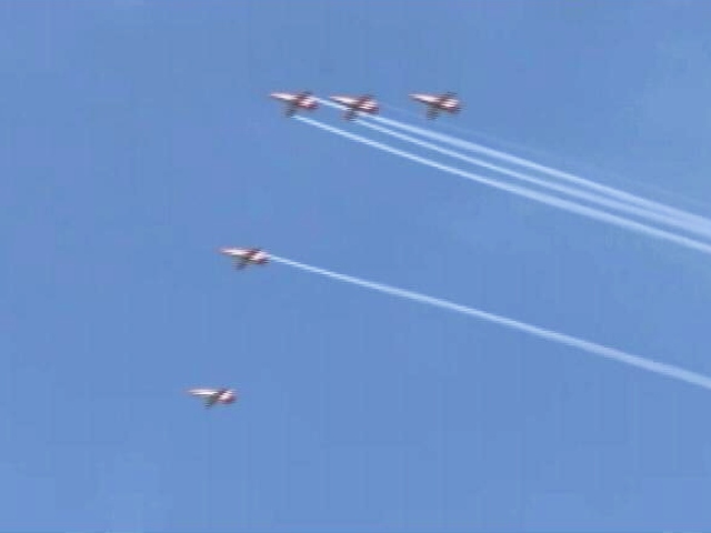 Video: Su-30s, MiG-21s, Chinooks Roar In Srinagar Air Show After 14 Years