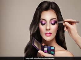 Beauty Trend Alert: Here's Everything You Need To Know About Vivid Violet Eye Makeup Trend Beauty Trend Alert: Here's Everything You Need To Know About Vivid Violet Eye Makeup Trend