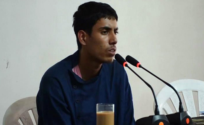 On Camera, Captured Teen Pak Terrorist Says Handlers Gave Him Rs 20,000