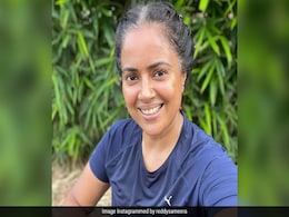 समीरा रेड्डी से डैड ने पूछा 'बाल कलर क्यों नहीं किए' तो एक्ट्रेस ने दिया यह शानदार जवाब समीरा रेड्डी से डैड ने पूछा 'बाल कलर क्यों नहीं किए' तो एक्ट्रेस ने दिया यह शानदार जवाब