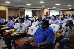 Losses Worth Crores: Vendors Meet Tamil Nadu Minister Over Ford Exit Losses Worth Crores: Vendors Meet Tamil Nadu Minister Over Ford Exit