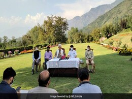 Efforts Being Taken To Start International Flights From Srinagar: Civil Aviation Minister Efforts Being Taken To Start International Flights From Srinagar: Civil Aviation Minister